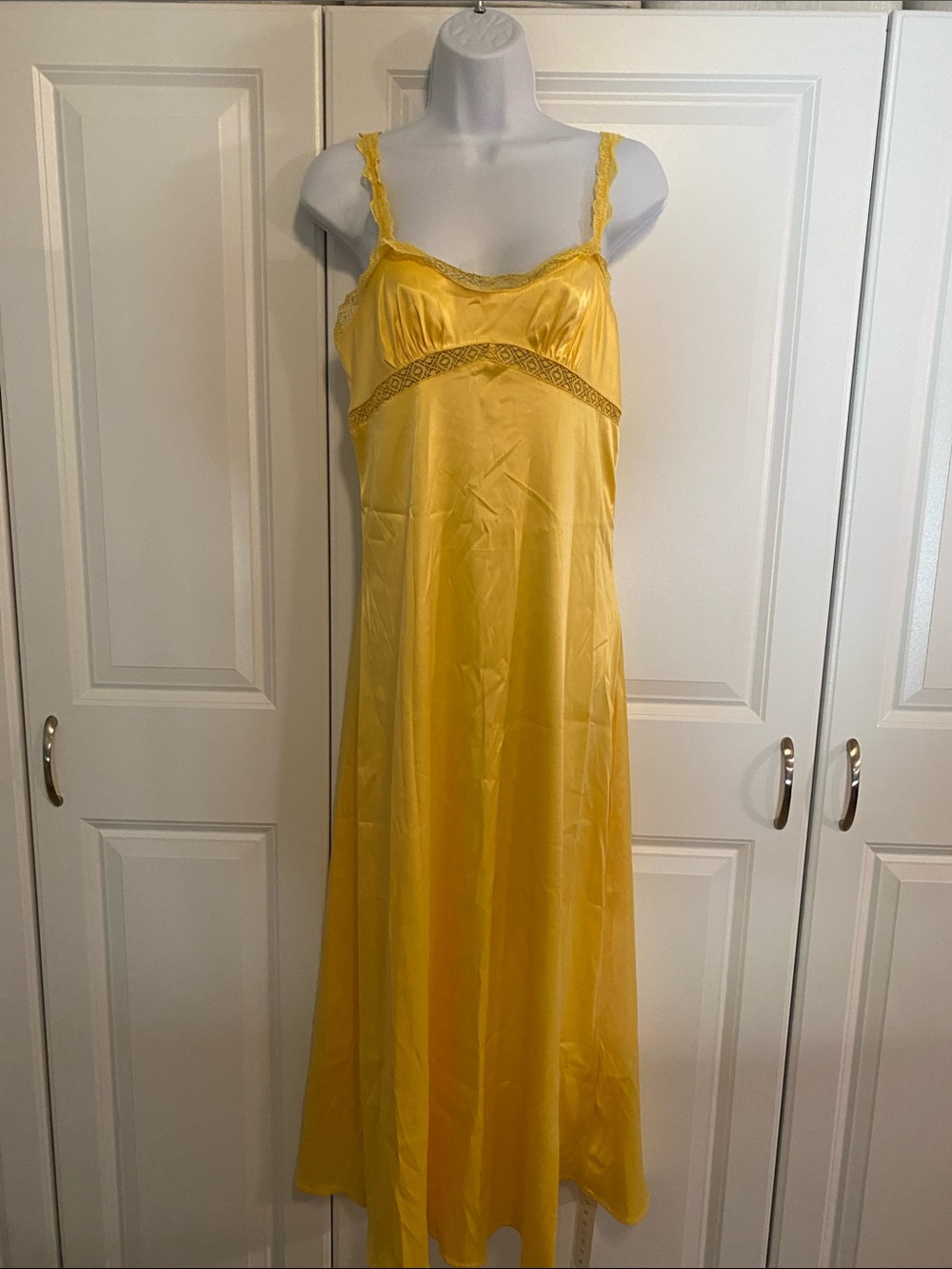 Missguided + Yellow Satin Lace-Trim Slip Dress